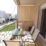 Ohana - 10 Min To Apartament *